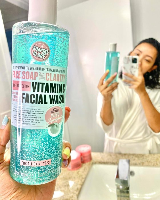 Soap & Glory Face Wash with Vitamin C